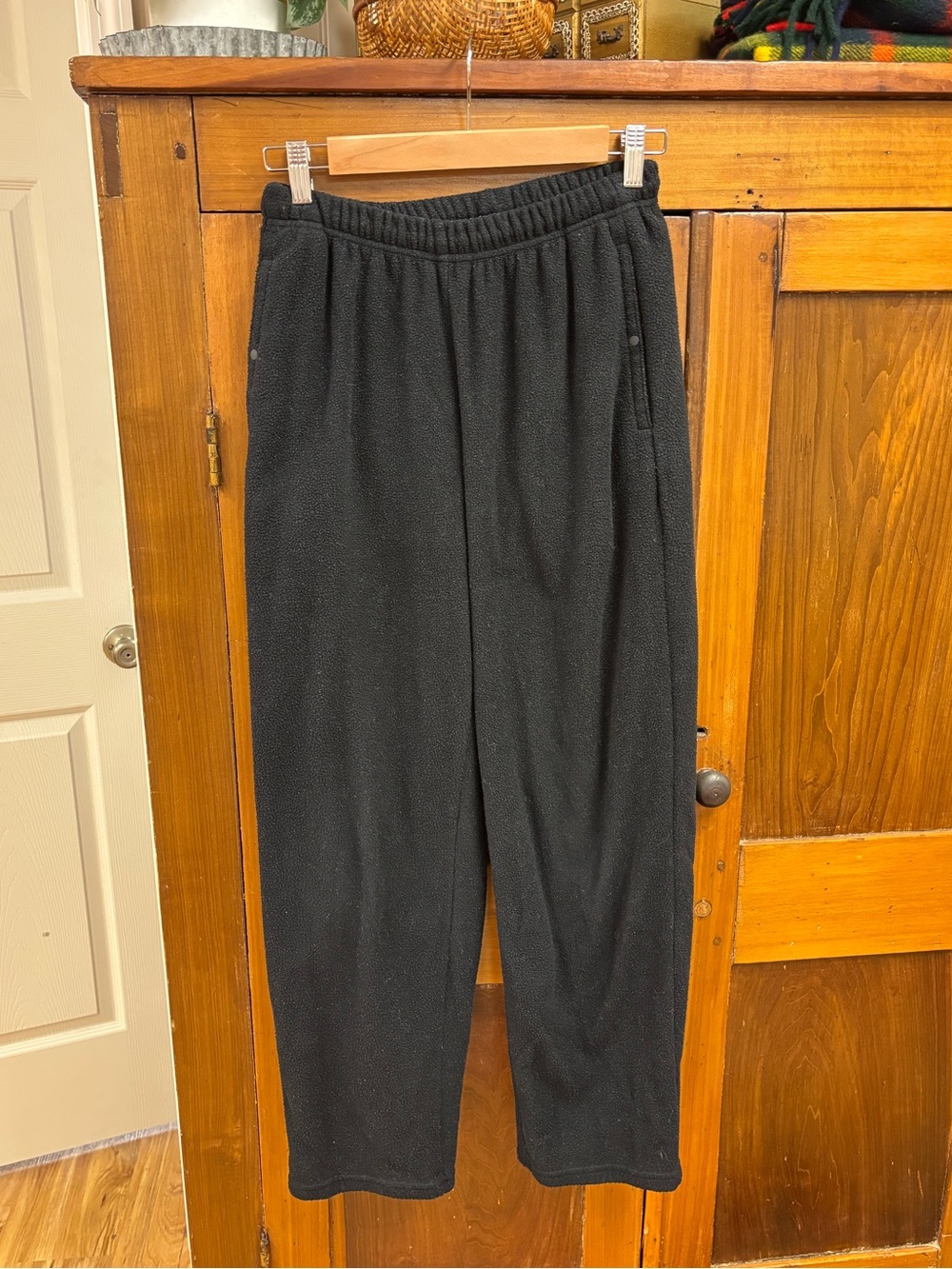 Patagonia Synchilla Black Fleece Jogger Pants size small